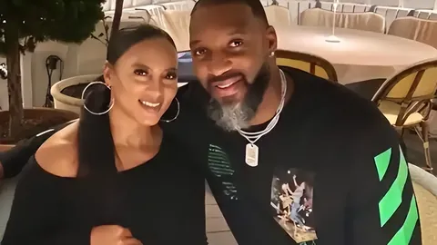 沙佩科恩斯重返荣耀战场，激战桑托斯，能否一扫阴霾，赢下关键一役？